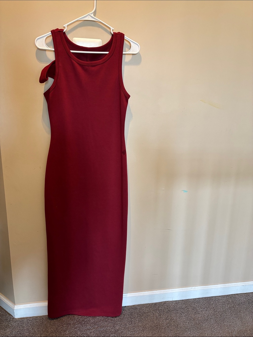 Commense Sleeveless Wine-Red Tank Midi Dress